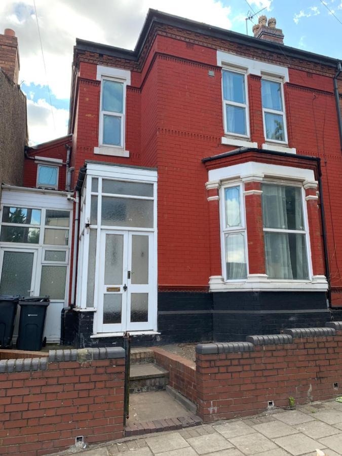 Mcf Short Stay Accommodation - Handsworth 伯明翰 外观 照片