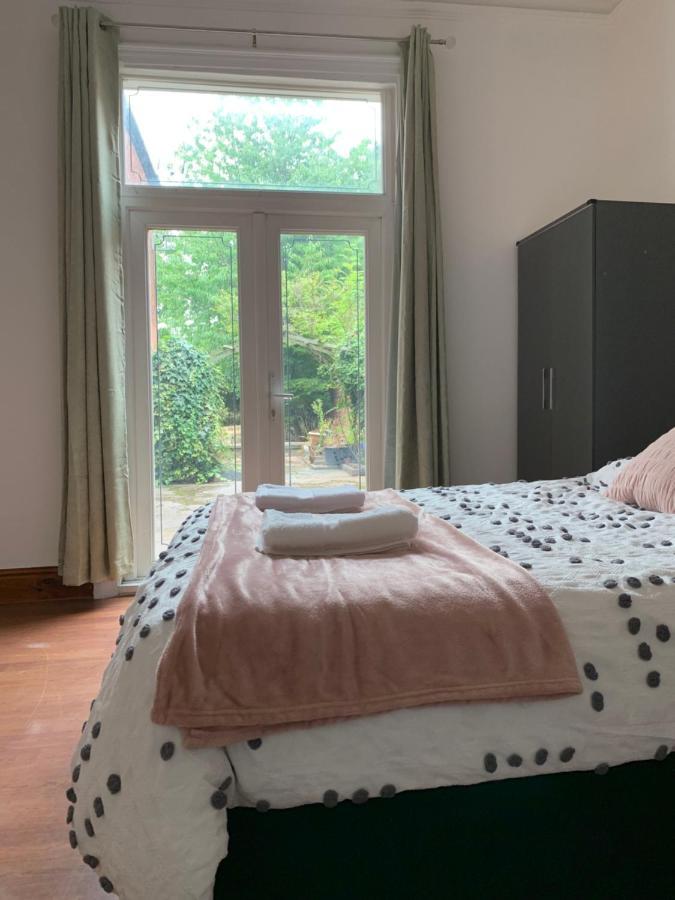 Mcf Short Stay Accommodation - Handsworth 伯明翰 外观 照片