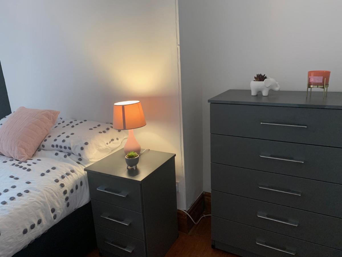Mcf Short Stay Accommodation - Handsworth 伯明翰 外观 照片