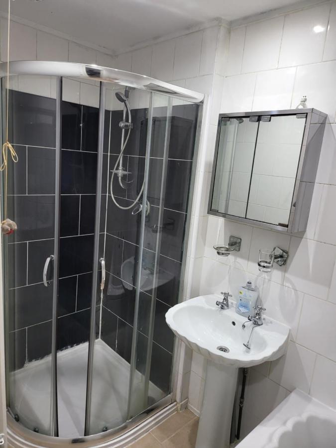 Mcf Short Stay Accommodation - Handsworth 伯明翰 外观 照片